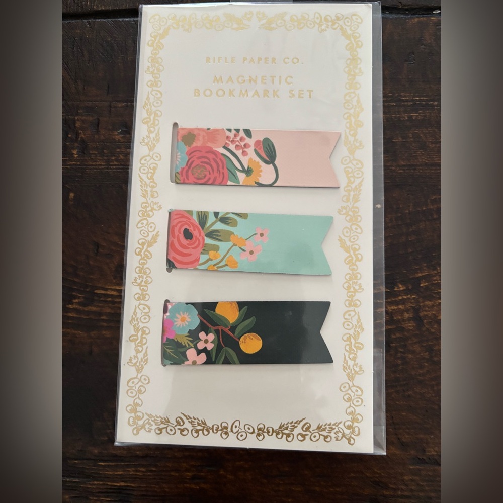 Rifle Paper Magnetic Bookmark Set